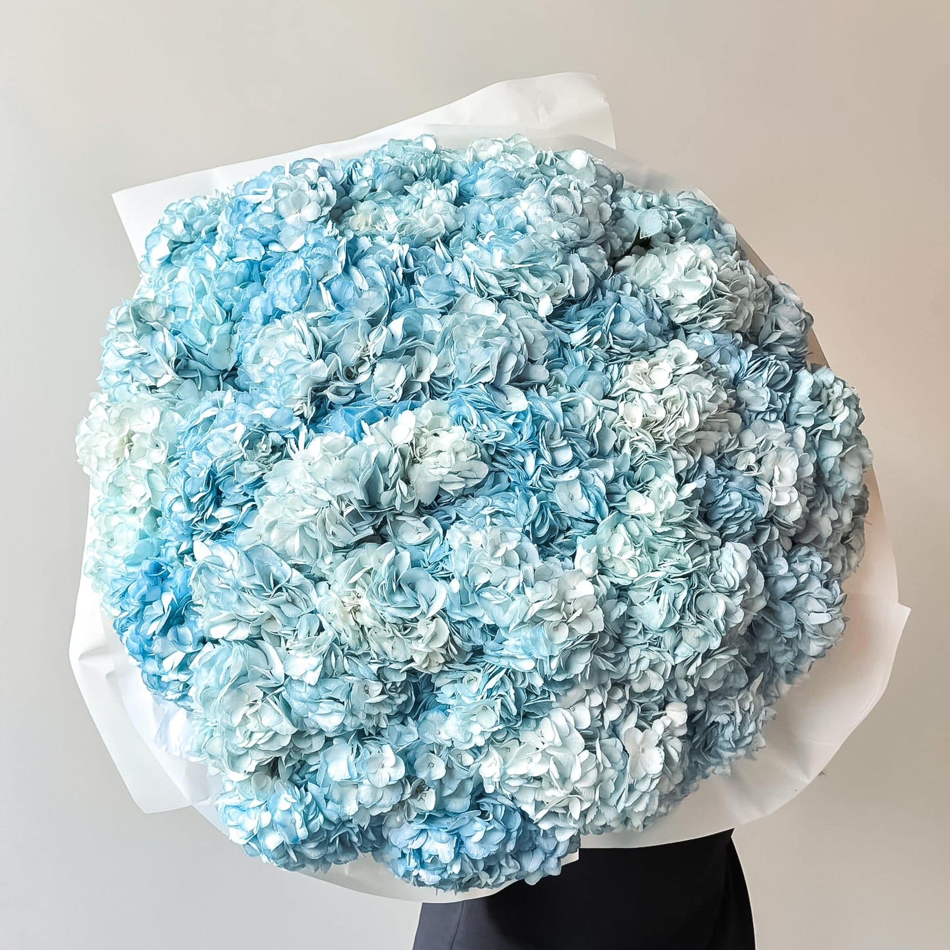 Premium Hydrangea Bouquet - Flowers Valley Shop