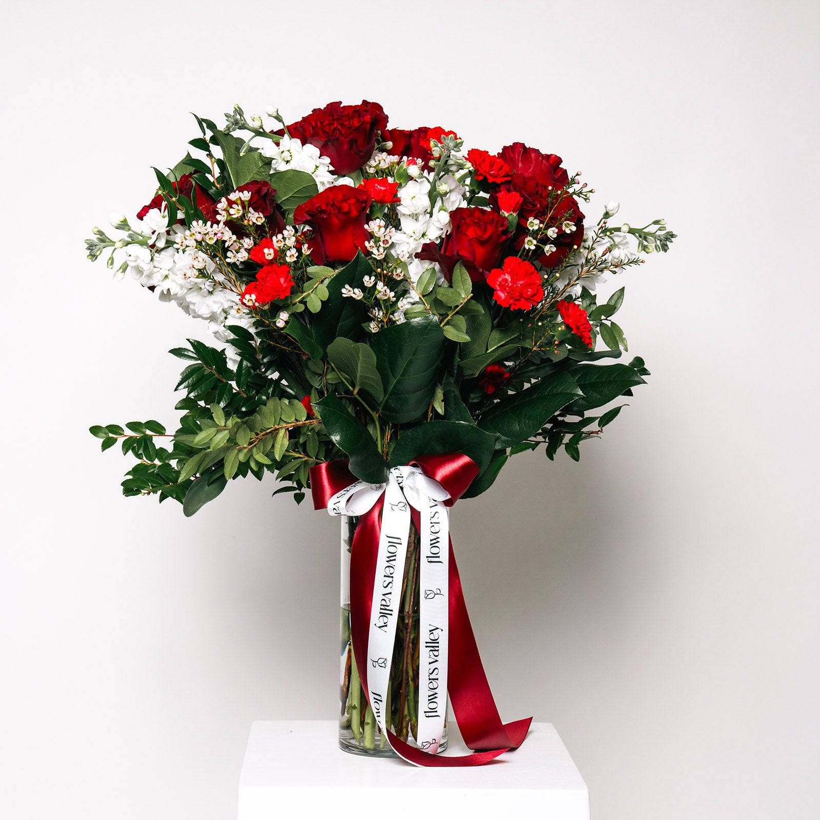 Timeless Red - Flowers Valley Shop