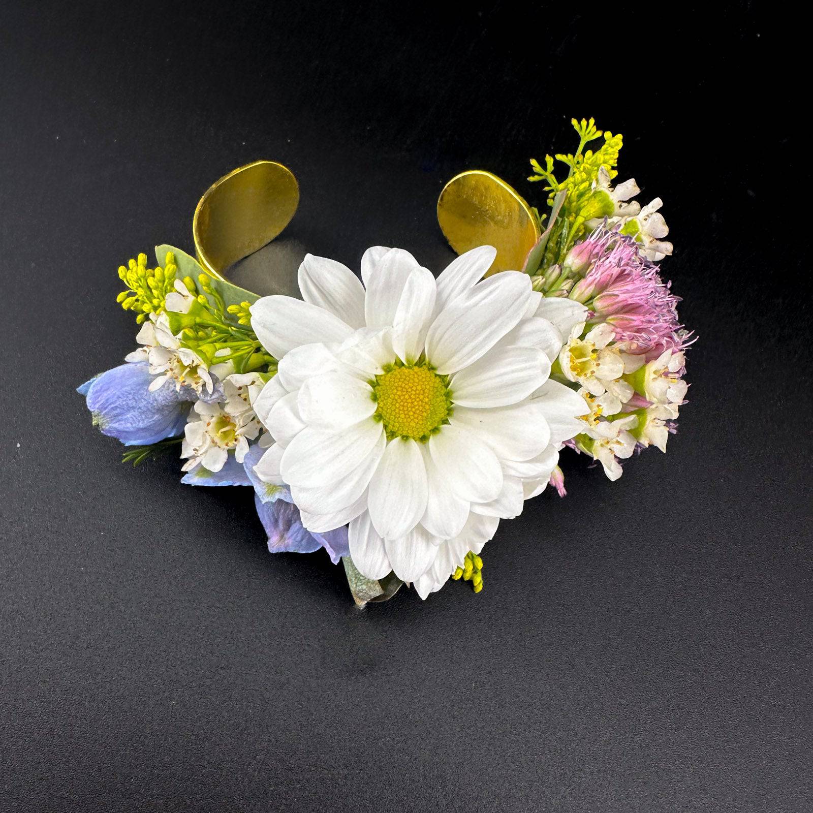 Corsage "Spring Muse" - Flowers Valley Shop